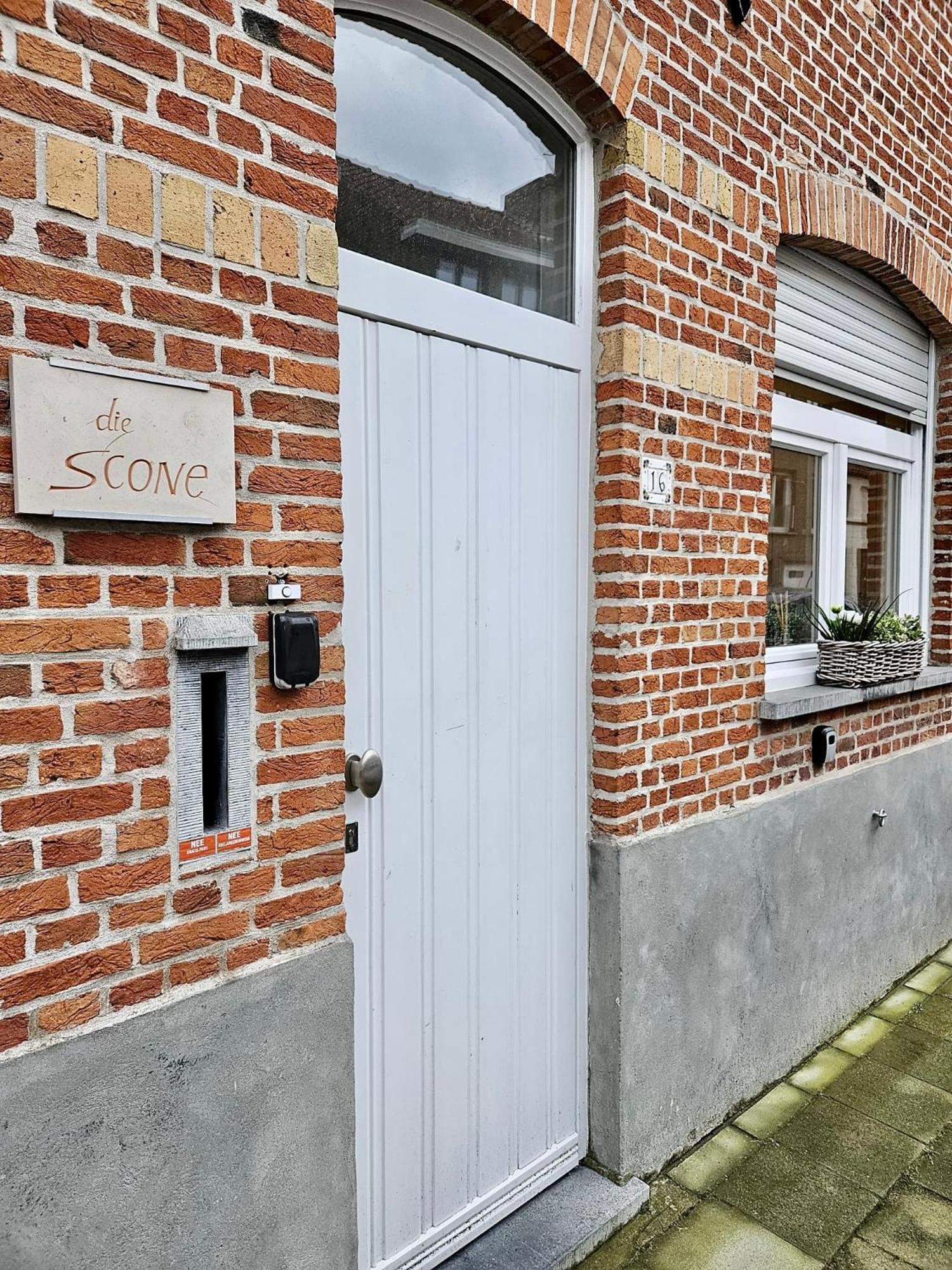 Scone - Guestroom - Centre Of In Calm Area Bruges
